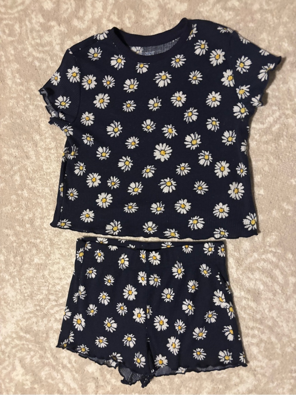 Old Navy - Girl Pajama Set Ruffly Shirt & Shorts Flowery Navy Daisy Print Ribbed